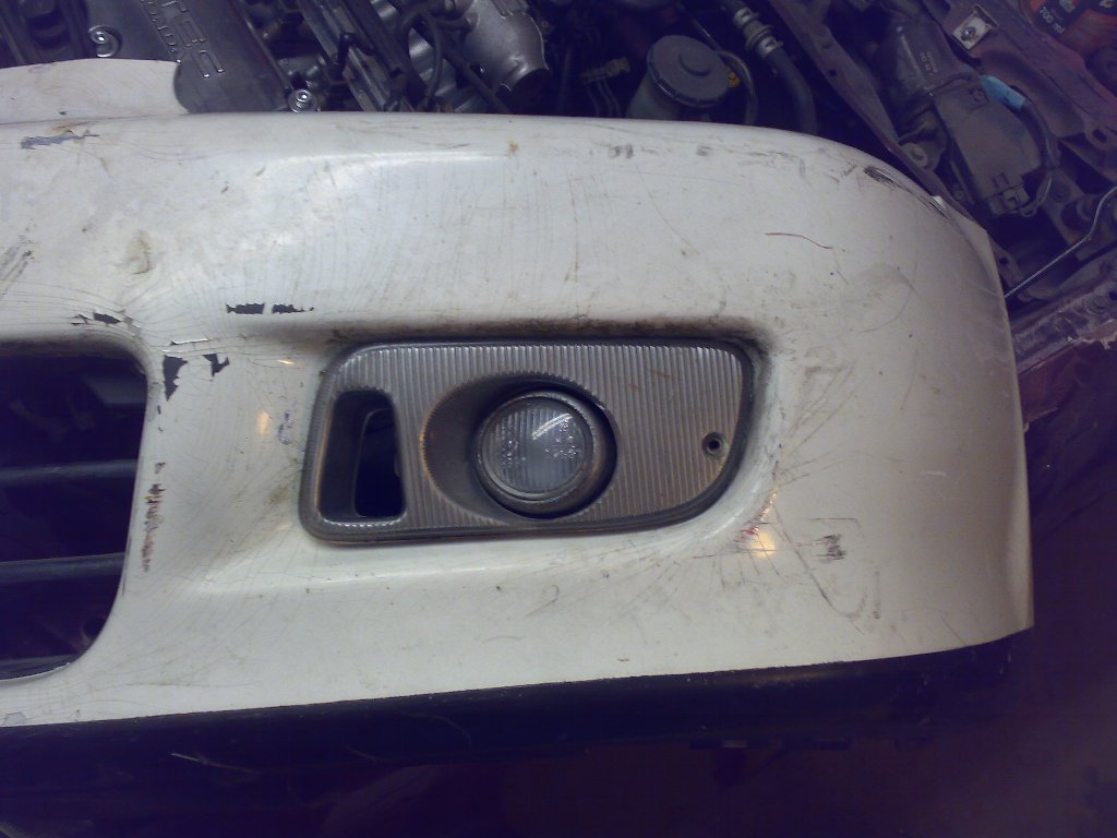 Čerstvě zabudováno do nárazníku (origo honda) :o)