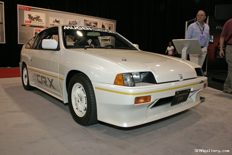 SEMA 2009 - konečně Honda přivezla pořádný auta. :-)