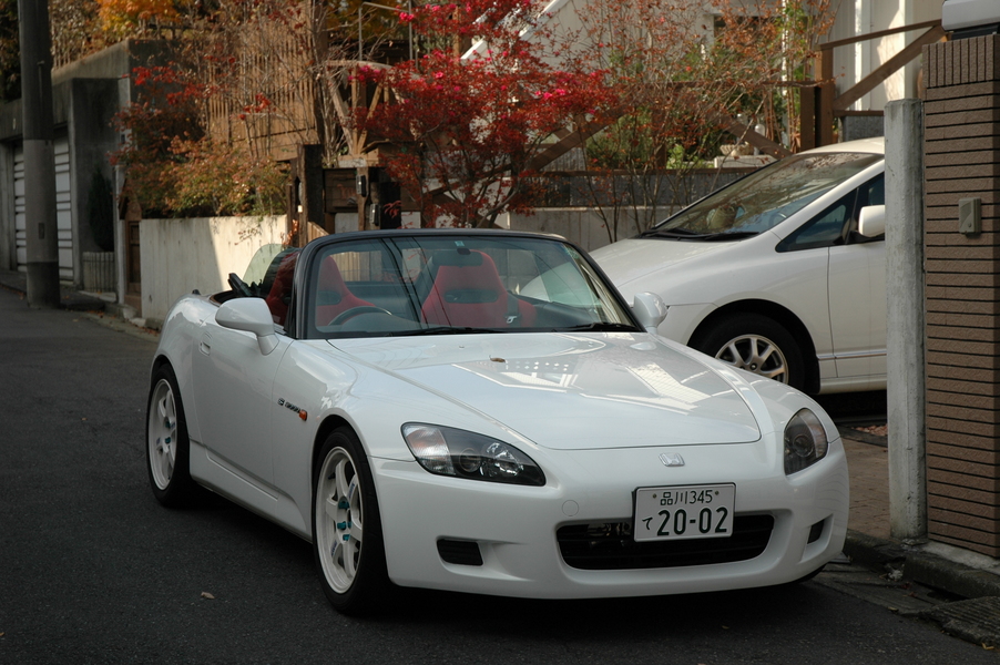 Keak další bílá krasavica, všimněte si sedaček moc pěkné