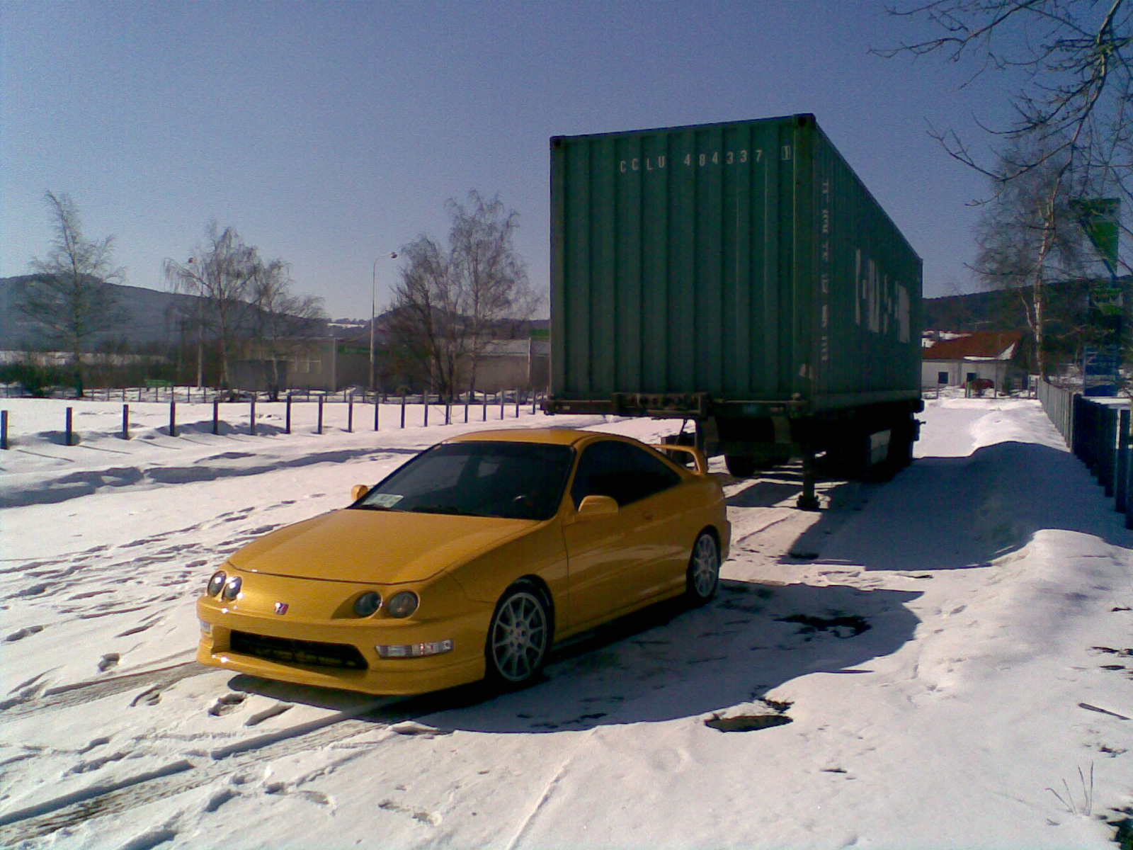 ještě jedna z dnešního prvního "venčení" po tý hnusný zimě