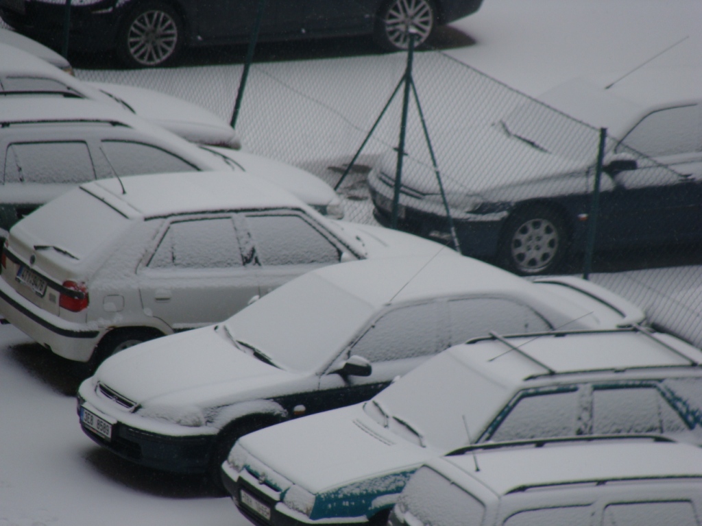Brno, 7:30h ráno... sníh je tu ještě teď