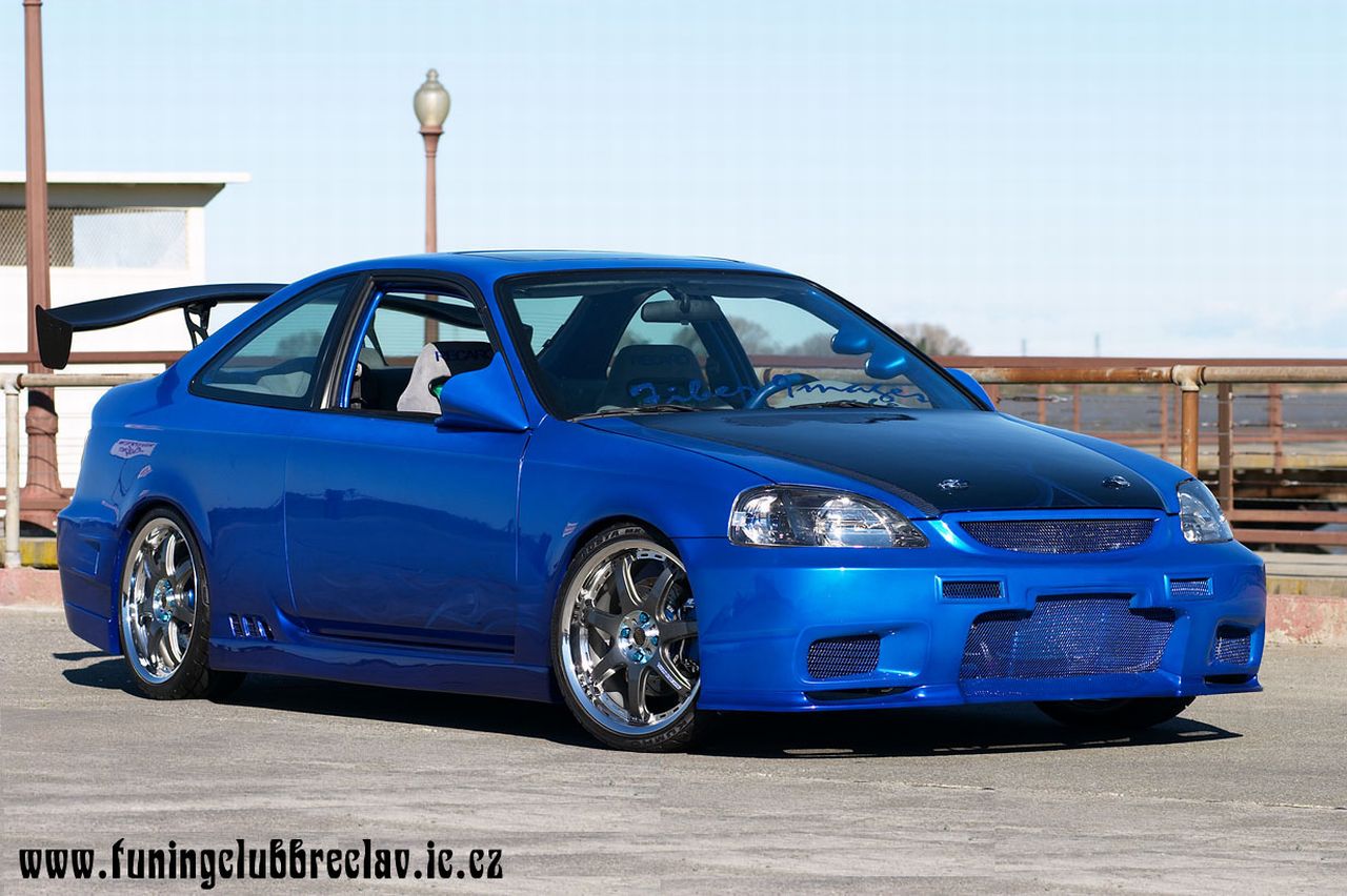 pěkná pěkná pěknáááá:-D