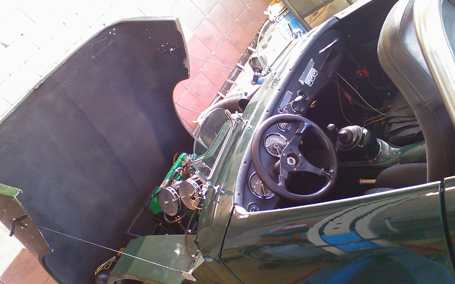 Kdo pozna tento vuz?