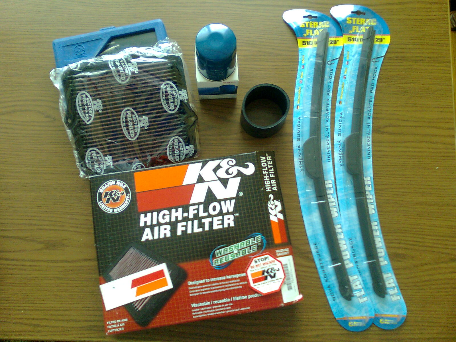 A taky přišlo pár zásilek