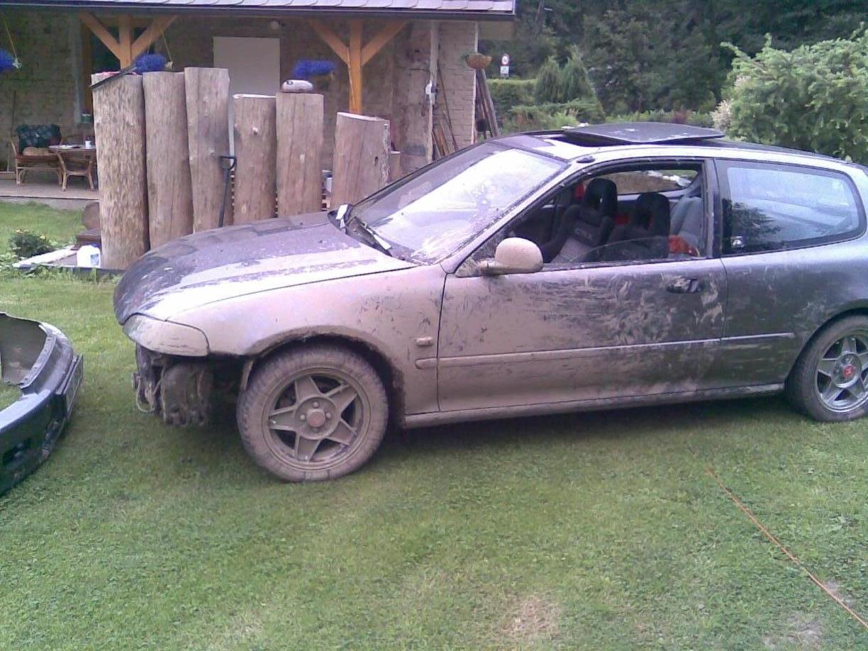 to byl sakra den už je to rok!!!!!