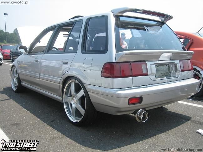 Dáme si šutlácký den