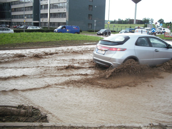 I novej ufon umí plavat