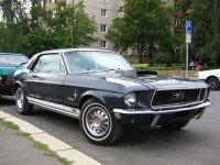 02 - Ford Mustang GT 1968.jpg