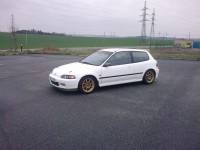20042013401.jpg
