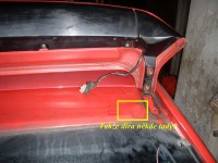 díra někde tady.jpg