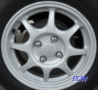 Honda orig. kola.jpg