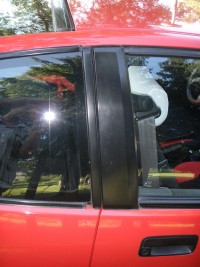 středový sloupek a pásy.jpg